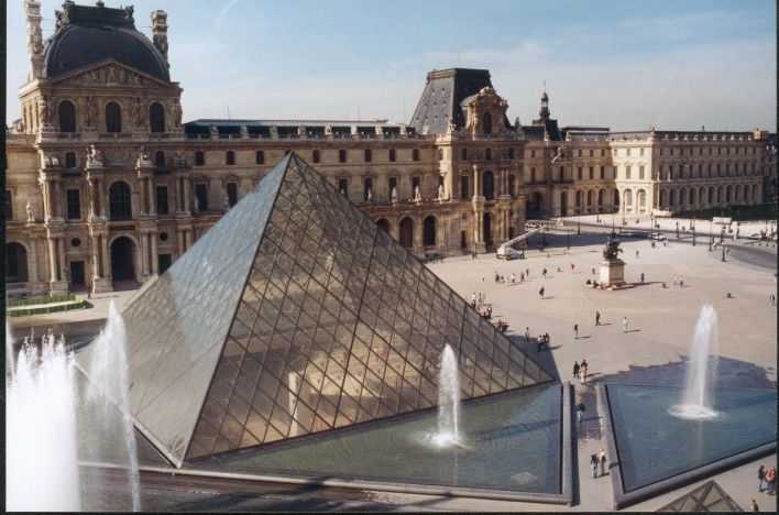 Le Louvre