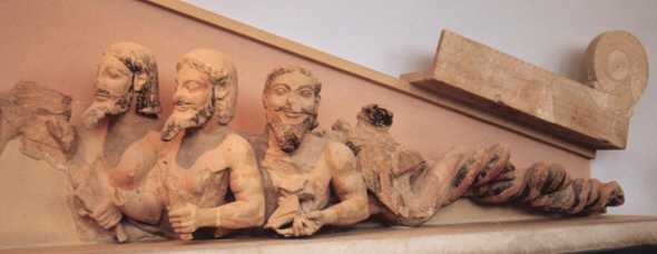 Fronton d'un temple du premier sanctuaire