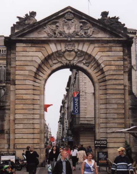 Porte Dijeaux